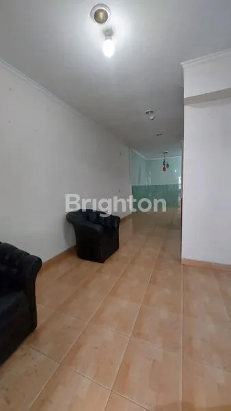 image DIJUAL CEPAT RUMAH 2.5LANTAI JAKARTA BARAT (2)