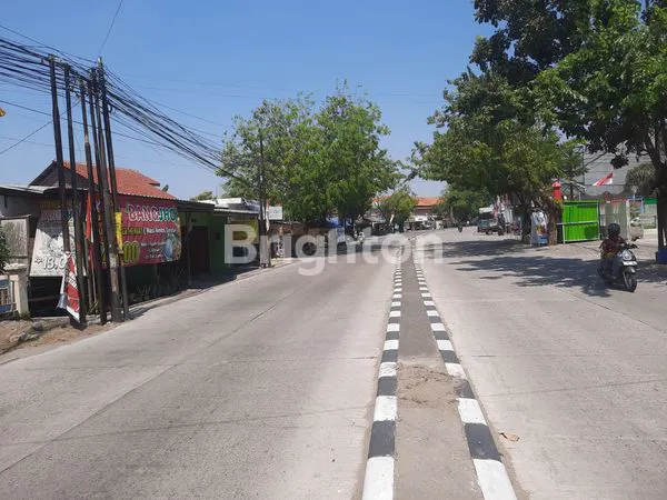 image RUMAH 2 LANTAI JL.RAYA WOLTERMONGINSIDI (3)