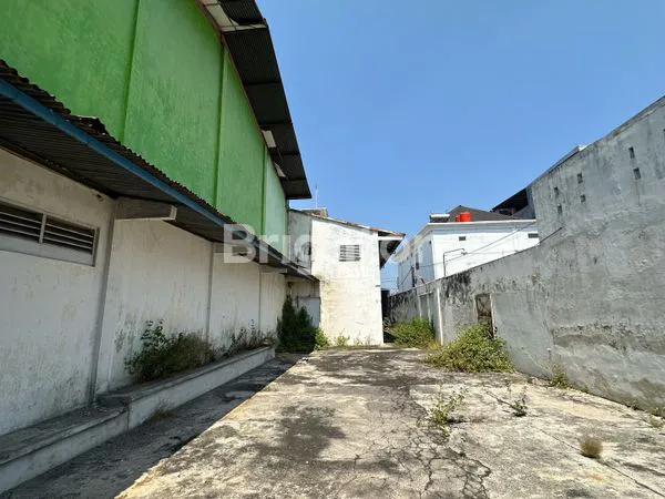 image GUDANG PUSAT BISNIS SERENGAN VETERAN SOLO (5)