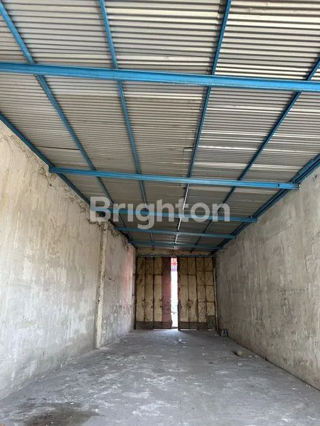 image GUDANG PUSAT BISNIS SERENGAN VETERAN SOLO (6)