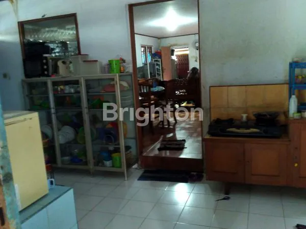 image RUMAH 2 LT LUAS SIAP HUNI TENGAH KOTA LOKASI STRATEGIS PONTIANAK KOTA (4)