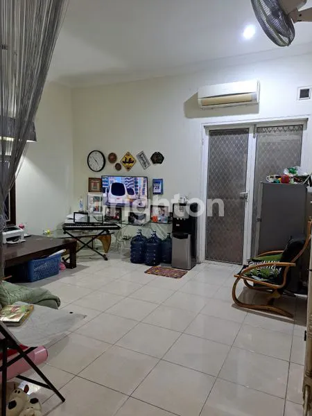 image RUMAH SIAP HUNI PURIMAS DEKAT UPN  (3)