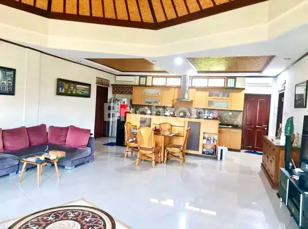 image RUMAH MENAWAN VIEW LAUT (3)