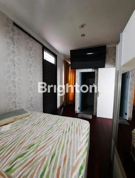 image RUMAH DUA LANTAI PERUMAHAN REGENCY (4)