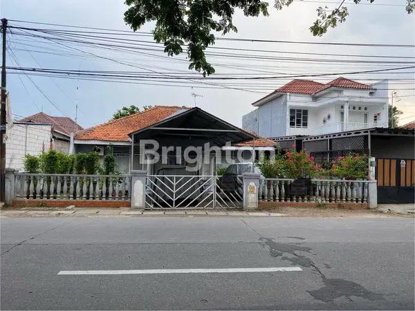 image RUMAH STRATEGIS DI CIPAYUNG  (1)