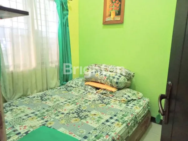 image RUMAH BAGUS MODERN POSISI HOEK HARGA MURAH DI SULFAT INDAH II KOTA MALANG (4)
