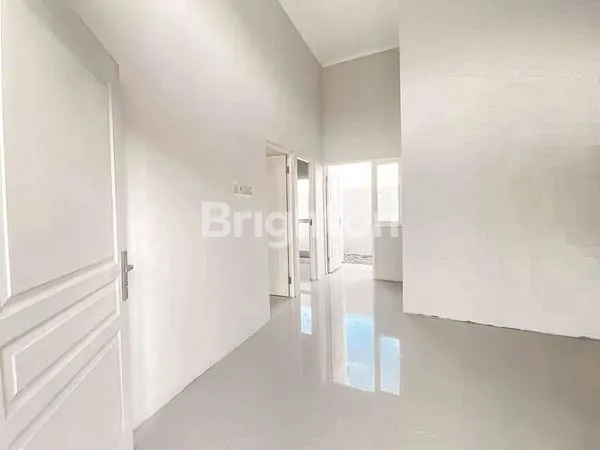 image RUMAH SHM 2KT CARPORT 3 MOBIL DI ALANA REGENCY (4)