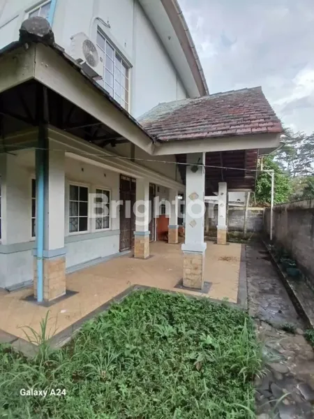 image RUMAH DI TUDOR SENTUL CLUSTER ENGLAND PARD (7)