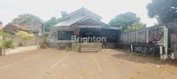 image RUMAH EX RESTO STRATEGIS DI SAWANGAN DEPOK (2)