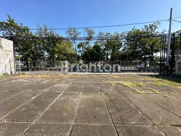 image GUDANG BANGUNAN HITUNG TANAH DAERAH STRATEGIS ADISUCIPTO JAJAR KARANGASEM LAWEYAN SOLO (8)