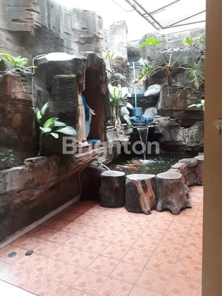 image RUMAH MEWAH 2 LANTAI (3)