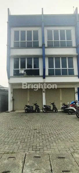 RUKO 3 LANTAI PINGGIR JALAN JOMBANG BINTARO TANGERANG SELATAN