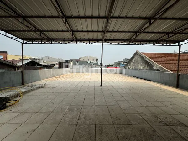 image RUKO GANDENG 2½ LANTAI DILENGKAPI LIFT BARANG, PINGGIR JALAN RAYA DILALUI TRANSJAKARTA DI HASYIM ASHARI, DURI PULO, GAMBIR JAKARTA PUSAT (8)