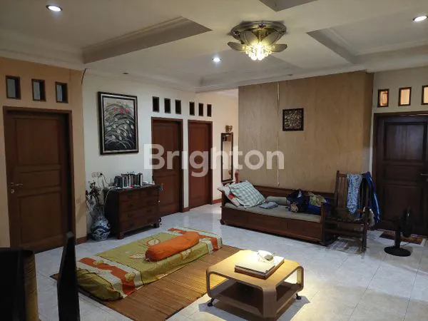 image INVESTASI CERDAS!! RUMAH LUAS DI CILINCING POTENSI NAIK HARGA (5)