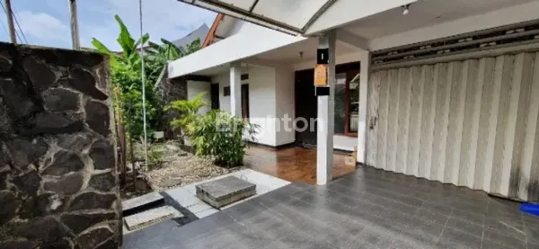 image RUMAH DI MOJO KLANGGRU WETAN GUBENG SURABAYA (2)