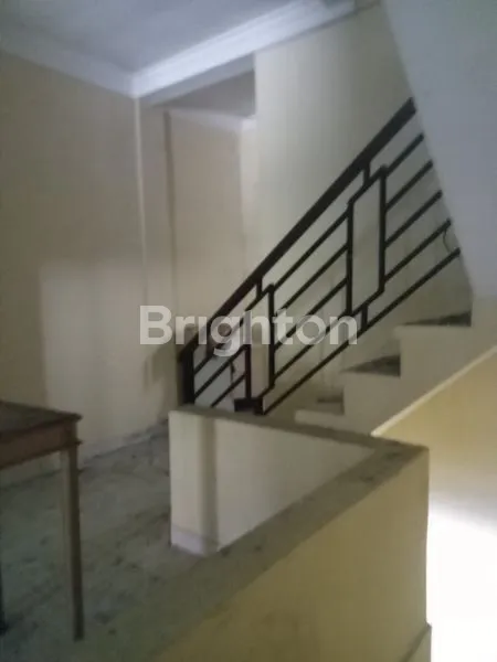 image 2 UNIT RUKO GANDENG N TANAH BELAKANG\\\\\\\" COCOK UTK COFFEEGARDEN N OFFICE N KLINIK N APOTIK (5)