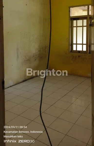 image BENOWO RUMAH BUTUH RENOV HITUNG TANAH MURAH DEKAT FOOD JUCTION (6)