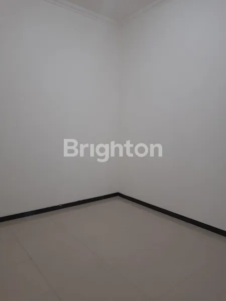 image RUMAH SIAP HUNI LEBAK INDAH TOWN HOUSE TAMBAKSARI DEKAT KENJERAN, MERR, KEDUNG COWEK (6)