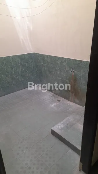 image RUMAH 2 LANTAI DI TAMAN TIARA BUDURAN SIDOARJO (8)