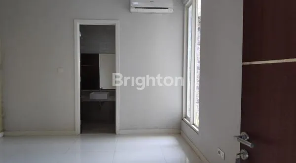 image GRAHA SANTOSO. NEW HOUSE 2LT MINIMALIS MODERN. CLUSTER DEPAN (7)