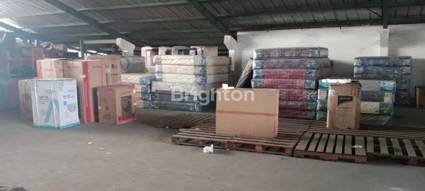 image HIGH SPECS GUDANG SIAP HUNI NOL JALAN RAYA, STRATEGIS DEKAT SURAMADU KAPASAN PASAR ATOM PELABUHAN TANJUNG PERAK MERR. COCOK UNTUK SHOWROOM/DEALER MOBIL, SUPERMARKET, PERCETAKAN, GUDANG (3)