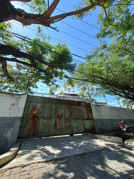 image HIGH SPECS GUDANG SIAP HUNI NOL JALAN RAYA, STRATEGIS DEKAT SURAMADU KAPASAN PASAR ATOM PELABUHAN TANJUNG PERAK MERR. COCOK UNTUK SHOWROOM/DEALER MOBIL, SUPERMARKET, PERCETAKAN, GUDANG (7)