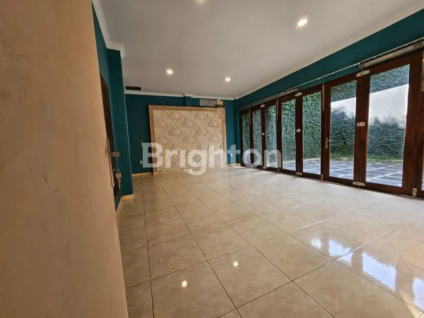 image RUMAH VILLA  (3)