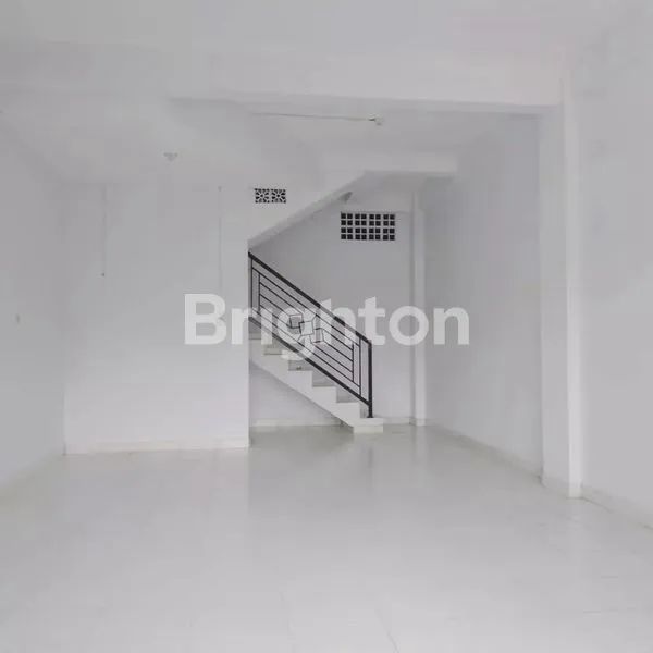 image RUKO 3 LANTAI DI WR SUPRATMAN DENPASAR (1)