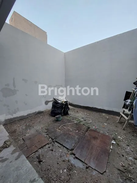 image RUMAH BARU MERUYA DEKAT PURI INDAH JAKARTA BARAT (8)