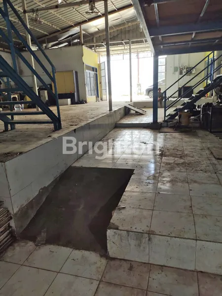 image GUDANG DEKAT TOL SIRKUIT SENTUL AKSES KONTAINER (4)