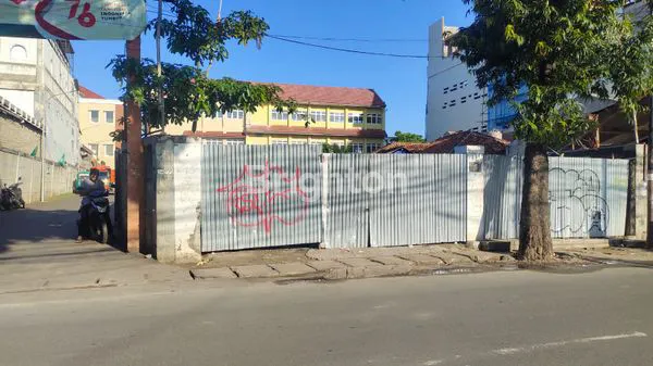 image DIJUAL TANAH DI PINGGIR JALAN, CIGANJUR, JAGAKARSA, JAKARTA SELATAN (3)