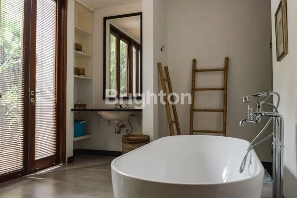 image VILLA 3KT DAERAH TEGALLALANG GIANYAR BALI (4)