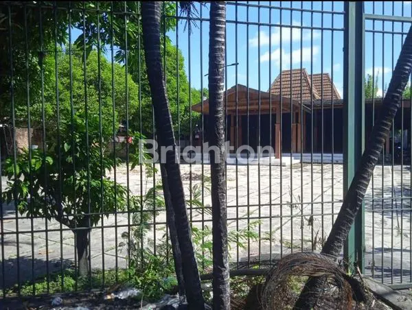 image RUANG USAHA DI JALAN UTAMA SUMBER SOLO!! BANGUNAN ISTIMEWA LOKASI SUPER STRATEGIS !! (2)