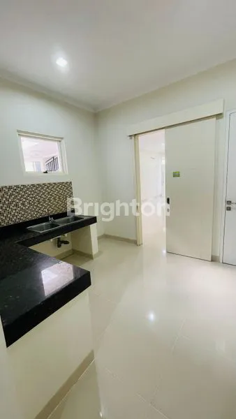 image RUMAH DI GOLDFINCH GADING SERPONG TANGERANG (5)