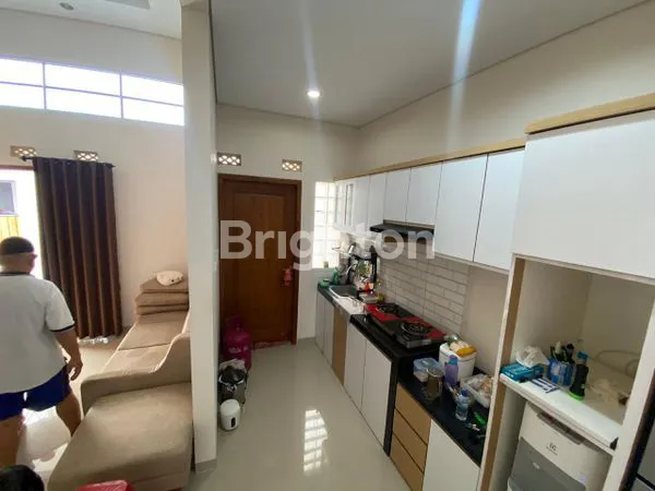 image RUMAH CANTIK DALAM CLUSTER PERUMAHAN (7)