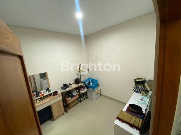 image RUMAH CANTIK DALAM CLUSTER PERUMAHAN (6)