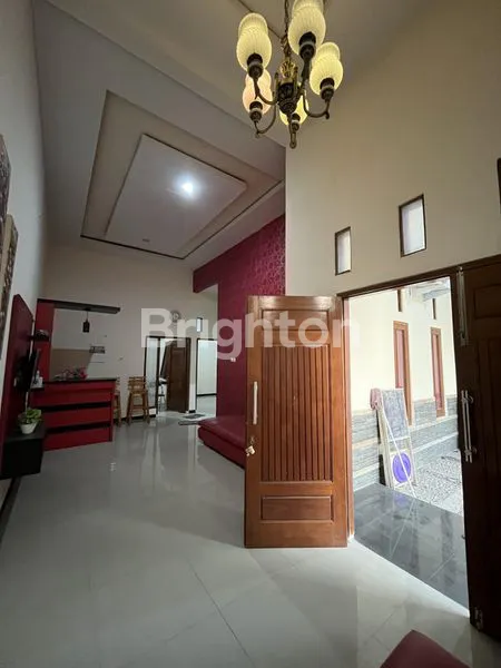 image RUMAH CLUSTER 1 LANTAI SEMI FURNISHED COLOMADU (3)
