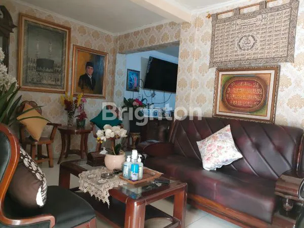 image TURUN HARGA DIJUAL RUMAH FULL FURNITURE (7)