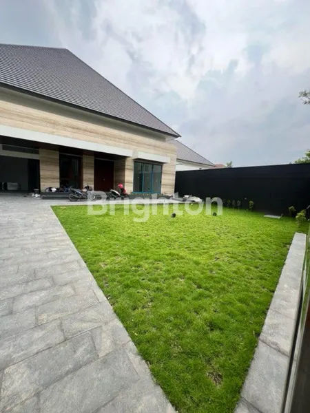 image RUMAH BARU GRESS BELUM PERNAH DITEMPATI, RUMAH 1 LANTAI GOLF VIEW ! RAYA BUKIT GOLF CITRALAND SURABAYA BARAT (2)