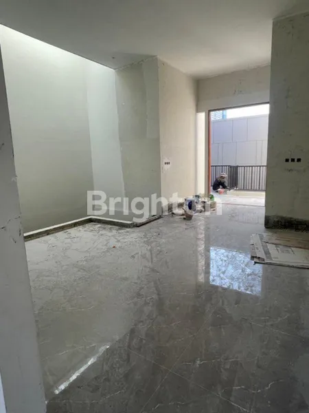 image RUMAH MANYAR KERTOADI KERTAJAYA INDAH MANYAR KARTIKA SURABAYA NEW GRESS (2)