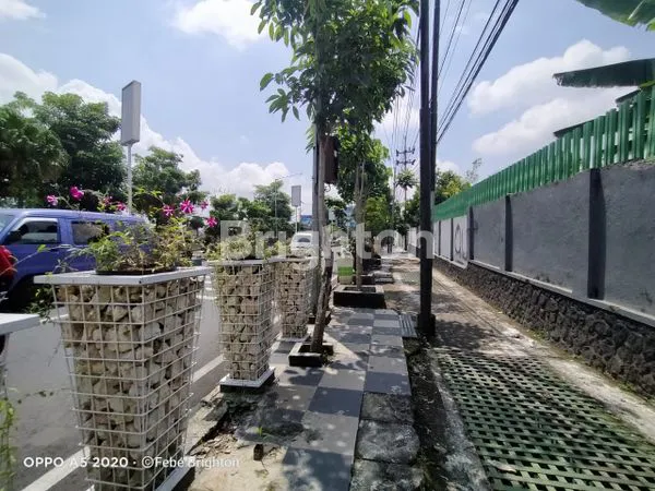 image RUMAH DAN  GUDANGNYA  DI AMONG TANI  DEPAN BALAI KOTA BATU (14)