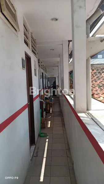 image RUMAH KOS AKTIF DI PENJARINGAN, BANGUNAN 2 LANTAI (5)