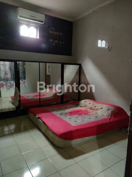 image RUMAH 3 LANTAI SIAP HUNI  (6)