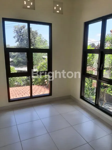 image RUMAH MURAH TYPE MINIMALIS 2 LANTAI DI KESIMAN KERTALANGU (5)