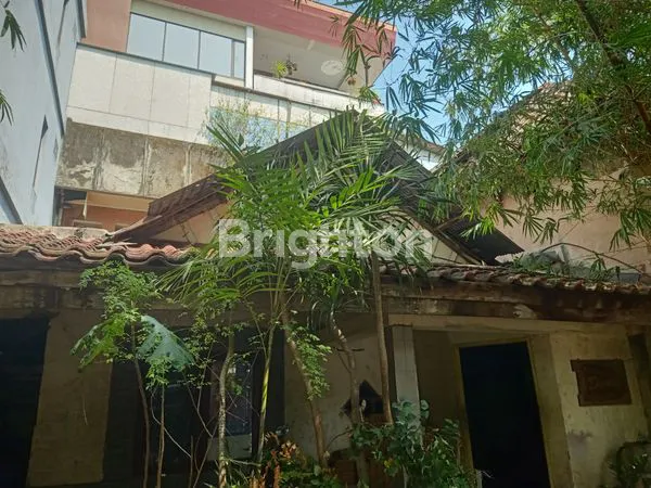 image RUMAH TUA DISEWAKAN LT 1 (4)