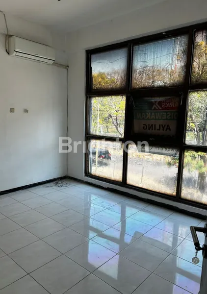 image MURAH RUKO PLAZA SEGI 8 HADAP JALAN UTAMA NOL JALAN 3 LANTAI LOKASI STRATEGIS DEKAT SEKOLAH DAN AREA PERKANTORAN (3)