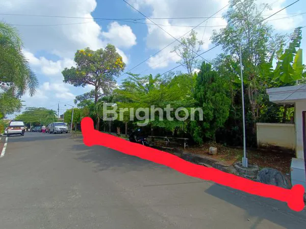 TANAH LETAK YANG  STRATEGIS