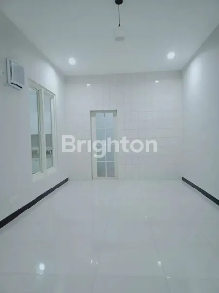 image  RUMAH CITRALAND FULLERTON DEKAT KAMPUS UNESA, DEKAT GWALK, DEKAT PAKUWON MALL PTC (7)