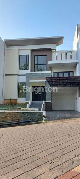 image RUMAH  2 LANTAI CLUSTER PREMIUM DEKAT OAKTREE PALM HILL PAPANDAYAN SEMARANG (1)