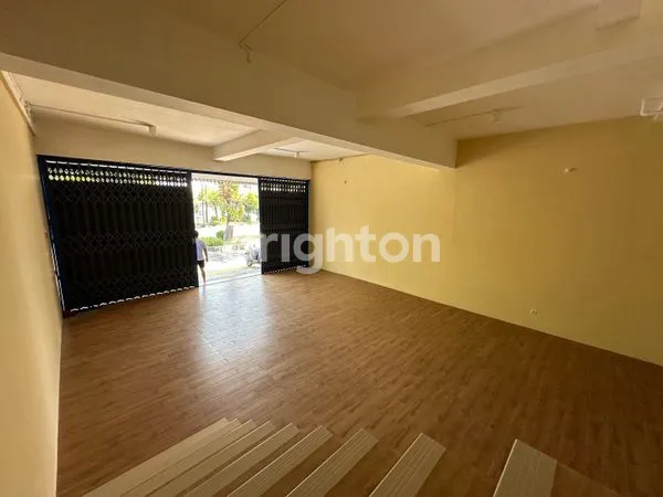 image RUKO BARU 3 LANTAI DAERAH BISNIS UTAMA JEBRES SOLO (2)